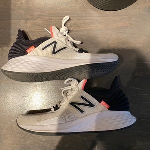 New Balance Fresh Foam Roav
